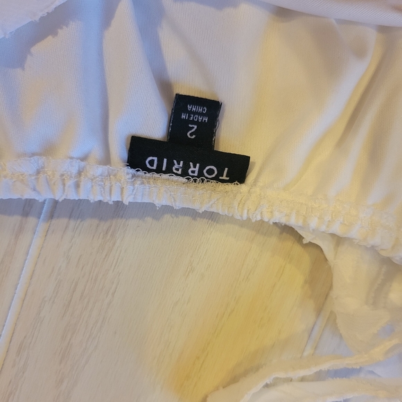 Torrid Cold Shoulder Skater Dress Size 2 - Picture 3 of 4